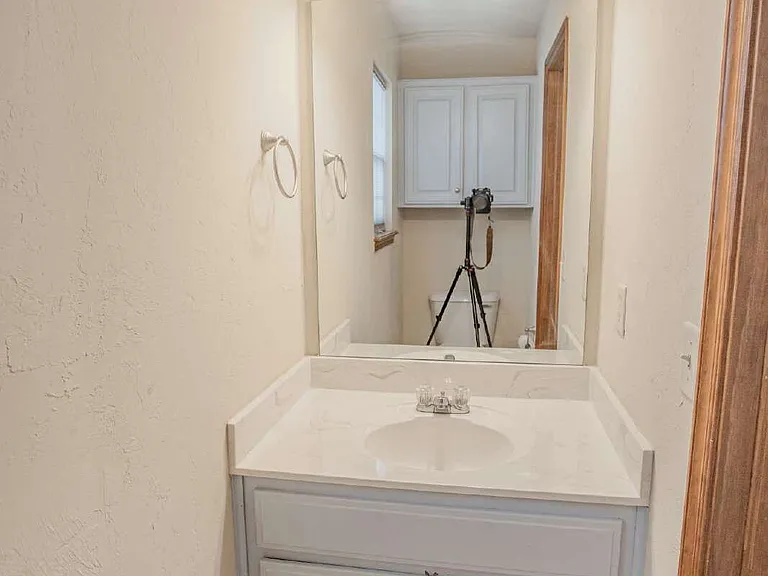 2508 Tyler Ln — Photo 23