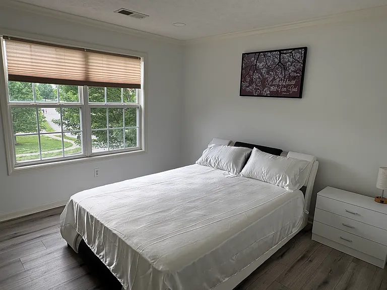 413 Courchelle Dr — Photo 10