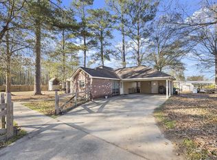 18670 McLin Rd, Livingston, LA 70754