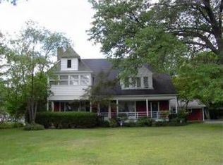 840 Richmond Rd, Lyndhurst, OH 44124