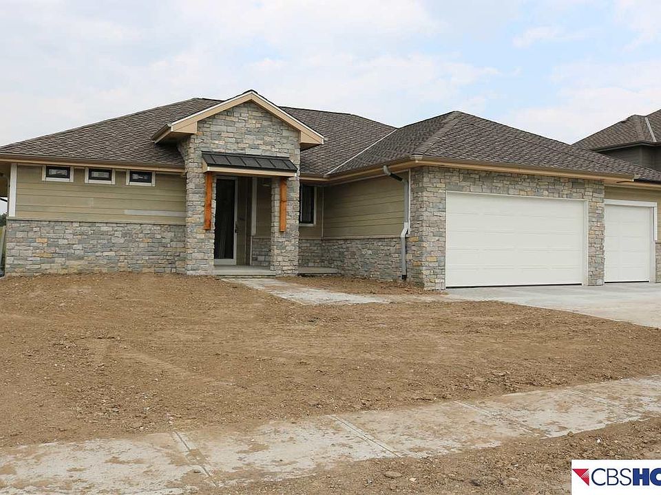 1st image of 3302 N 164th St