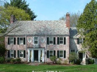 71 Sycamore Rd, West Hartford, CT 06117