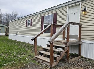 442 Oneida River Rd, Pennellville, NY 13132