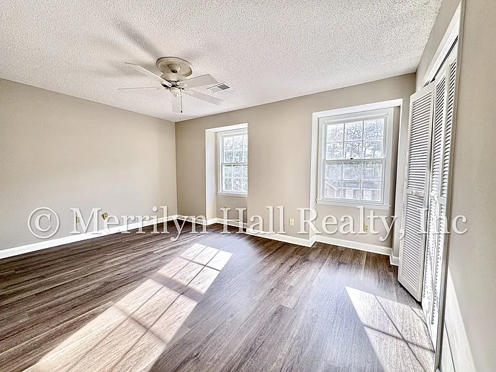 122 Jefferson Pl — Photo 10