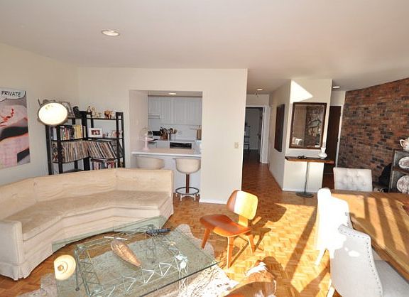 2nd image of 427 Oregon St #1576646
