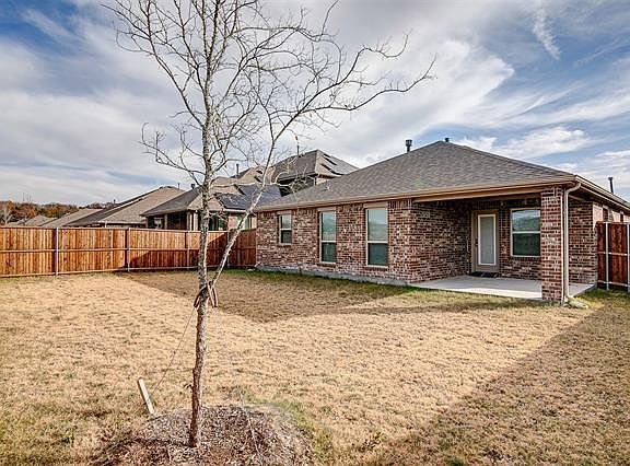 4th image of 1105 Freestone Dr