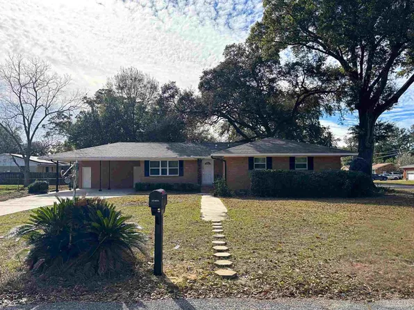 7007 Penton St, Pensacola, FL 32506