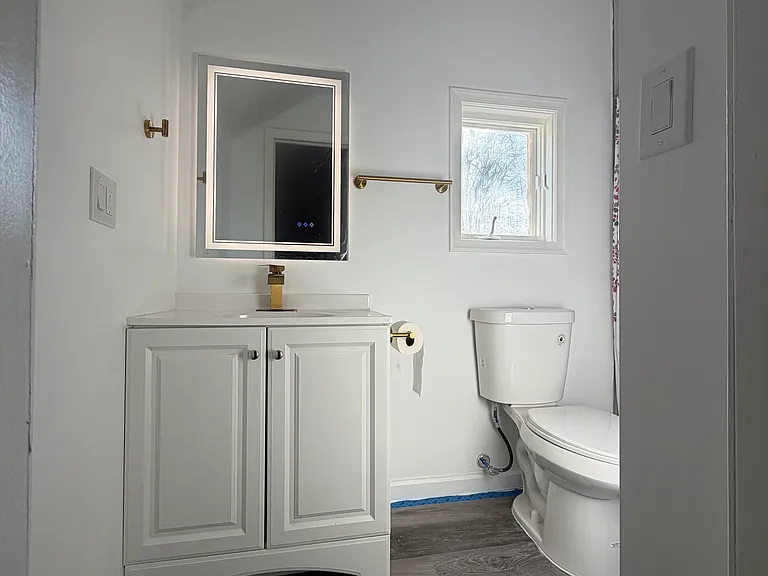 126 Feather Ln — Photo 4