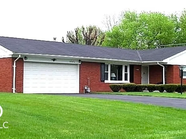 4545 W Newton Dr, Edinburgh, IN 46124