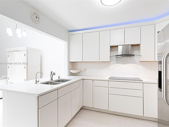 5th image of 4016 Palm Bay Cir APT C