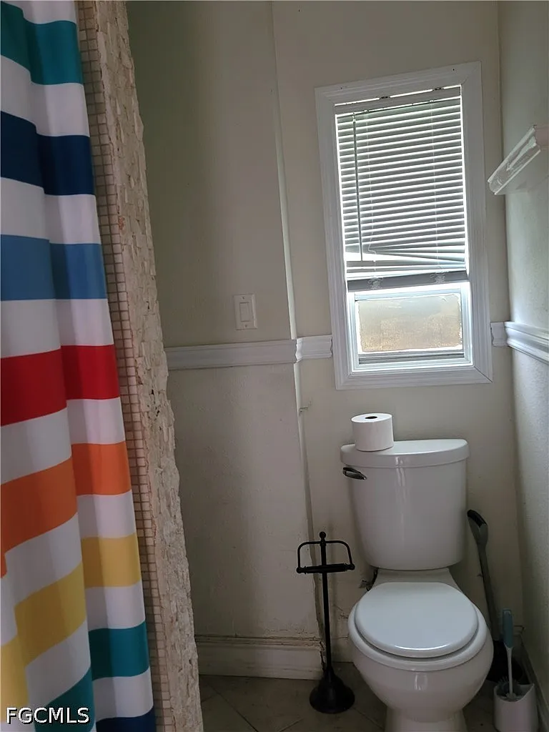 3 bed, 2.0 bath, 1100 sqft, $1,400 — Photo 3