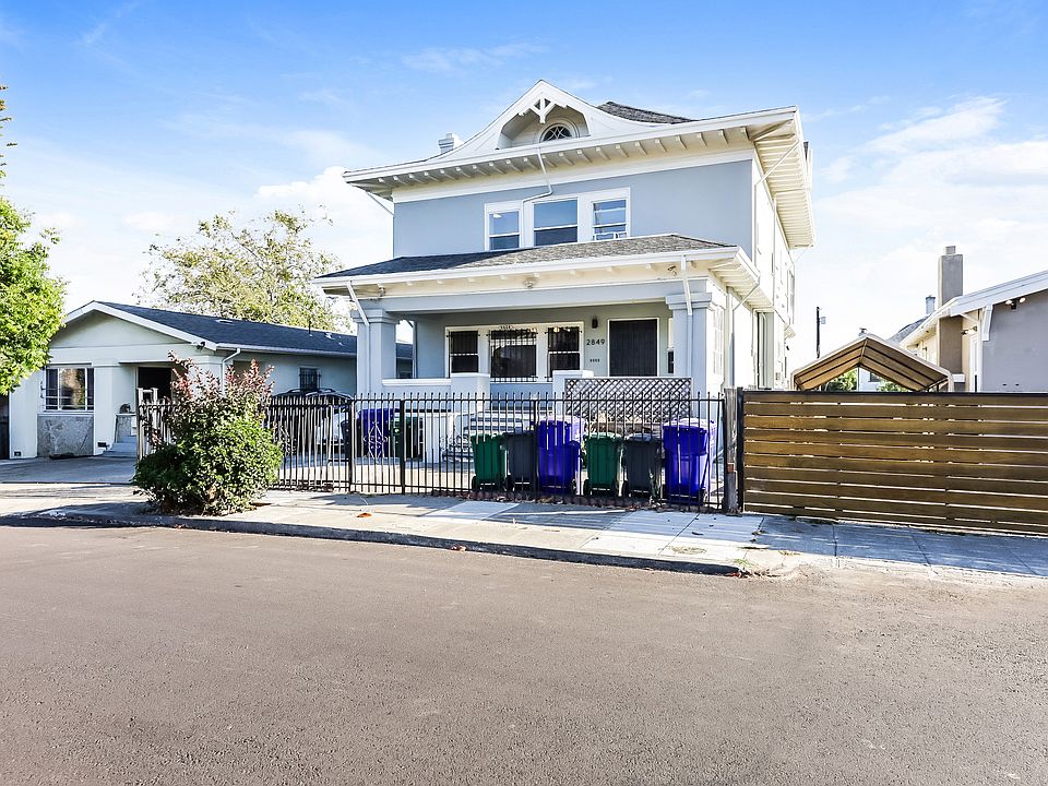 1st image of 2849 Delaware St #3