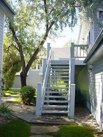 1601 W Swallow Rd #8D — Photo 2
