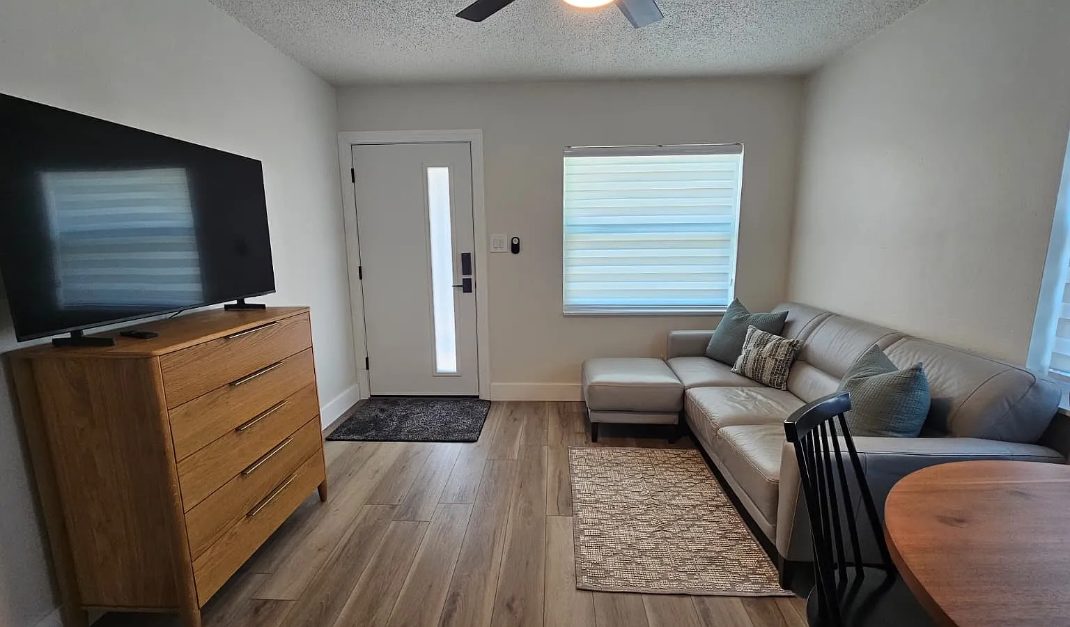 2704 W Saint Louis St — Photo 1