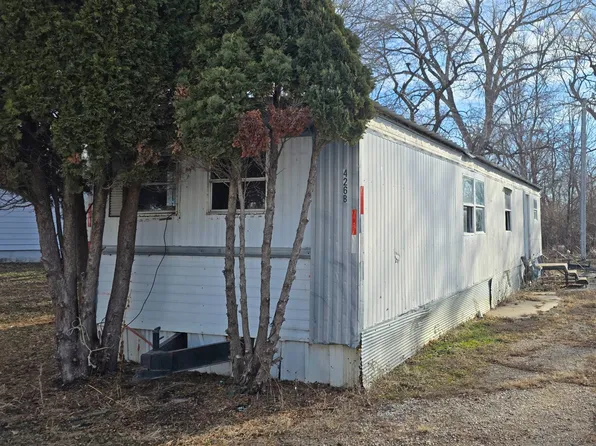 426B W 8th St #426B8, Storm Lake, IA 50588
