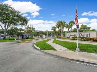 Colony Point, Pembroke Pines, FL 33026
