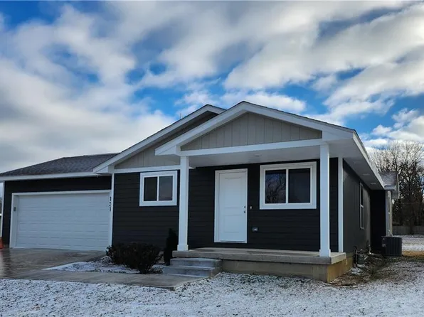 131 McCartney Ln, Neodesha, KS 66757