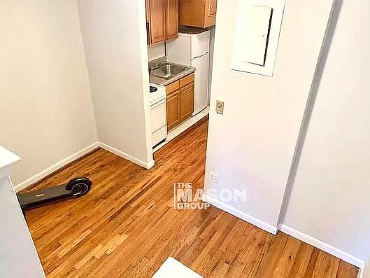 3rd image of 432 E 88th St APT 507