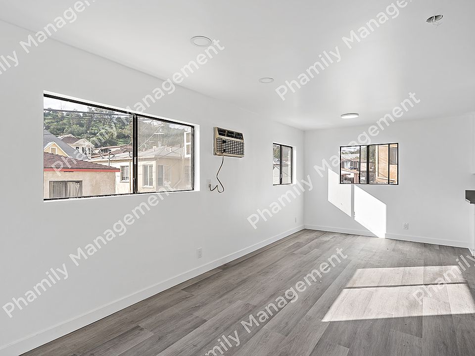 1st image of 450 Casanova St Unit 1/2