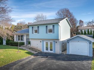 112 Gwenedd Ct, Pleasant Gap, PA 16823