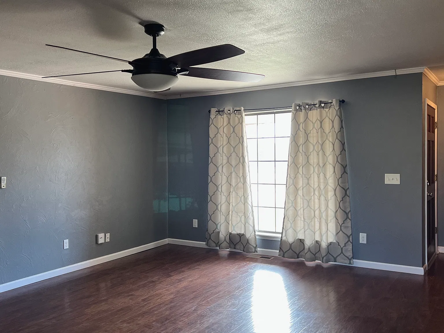 2 bed, 1350 sqft, $1,295 — Photo 3