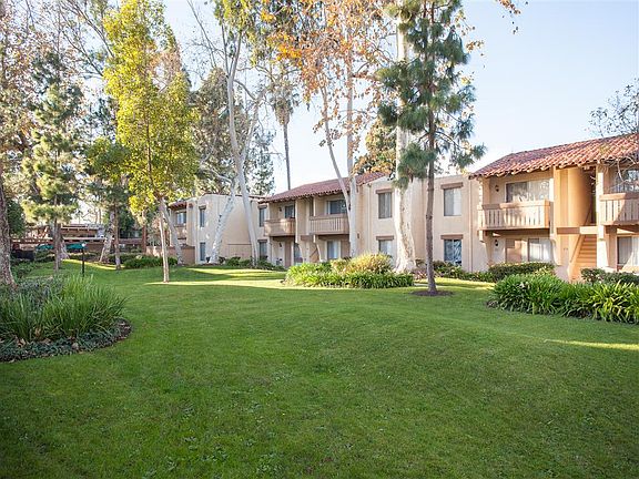 2nd image of 15200 Magnolia St APT 101