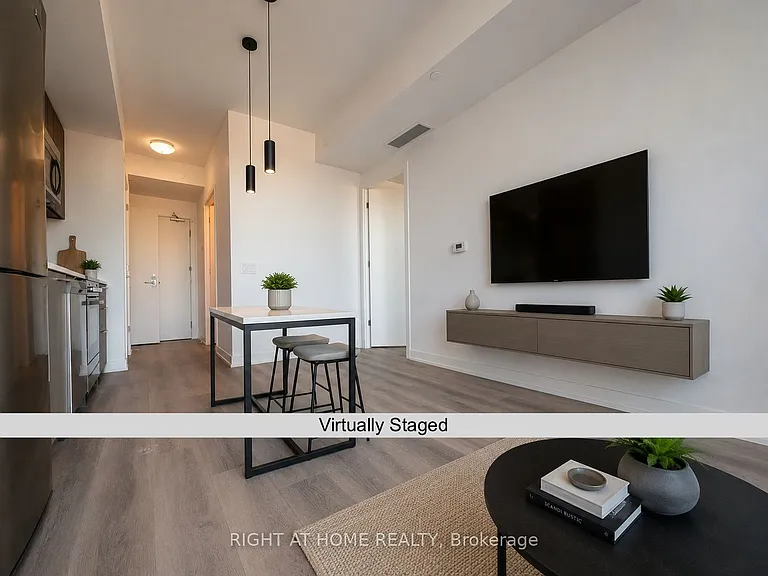 7439 Kingston Rd #1016 — Photo 4