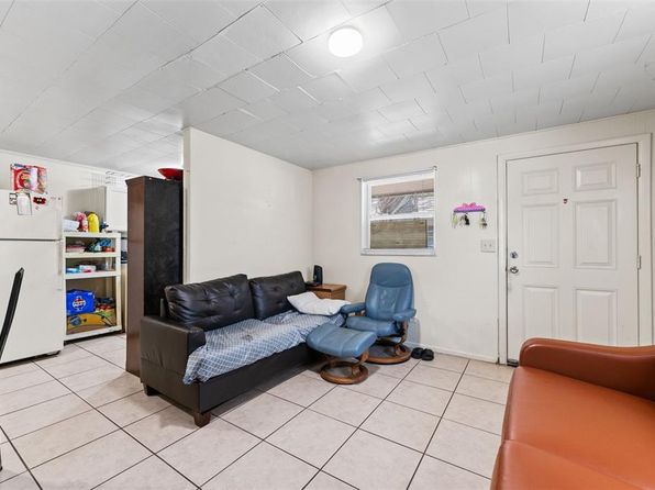 tampa-florida-441523826 picture