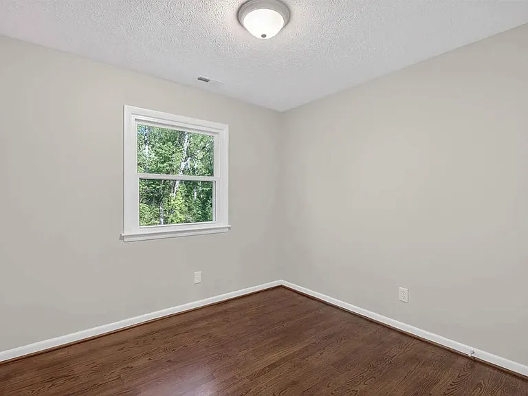 58 W Princeton Cir #A — Photo 9