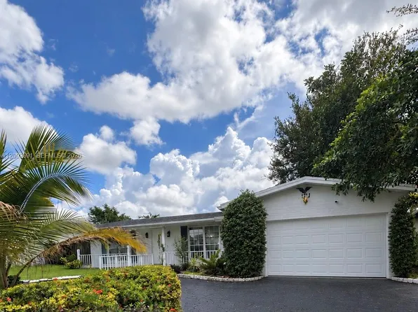 1711 N 47th Ave, Hollywood, FL 33021