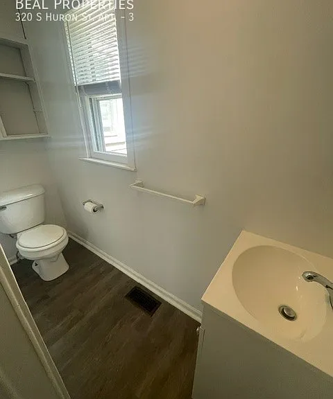 320 S Huron St #3 — Photo 6