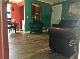 400 Crutcher St, Springdale, AR 72764