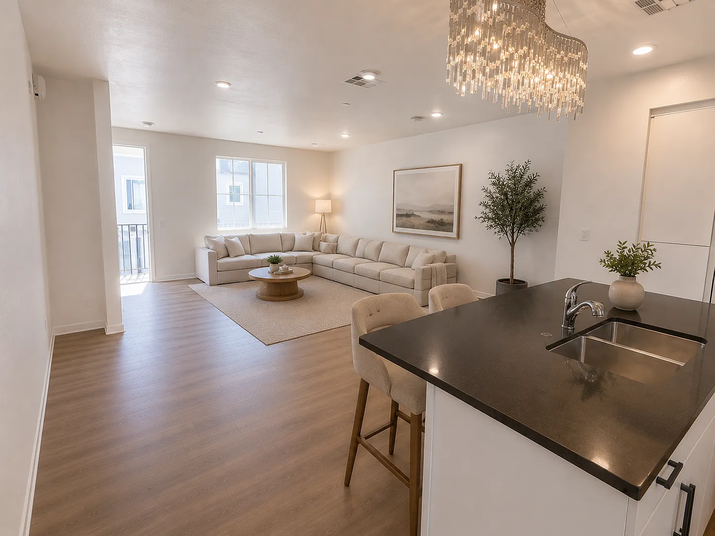3 bed, 3.5 bath, 1530 sqft, $3,600 — Photo 2