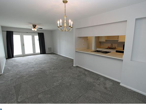 5th image of 1501 Waters Edge Dr