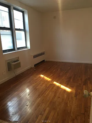 Rented by Town Residential | media 16