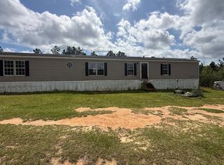 499 Gulf Camp Rd, Lumberton, MS 39455