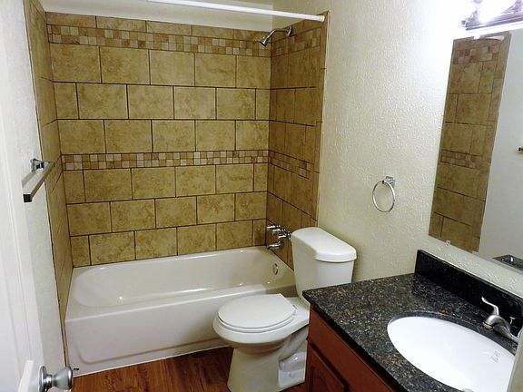 5th image of 1909 S Depew St #19