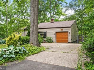 2026 Sylvan Park Rd, Burlington, NJ 08016