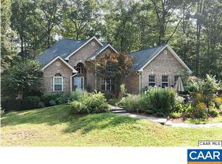 460 Coles Rolling Rd, Scottsville, VA 24590