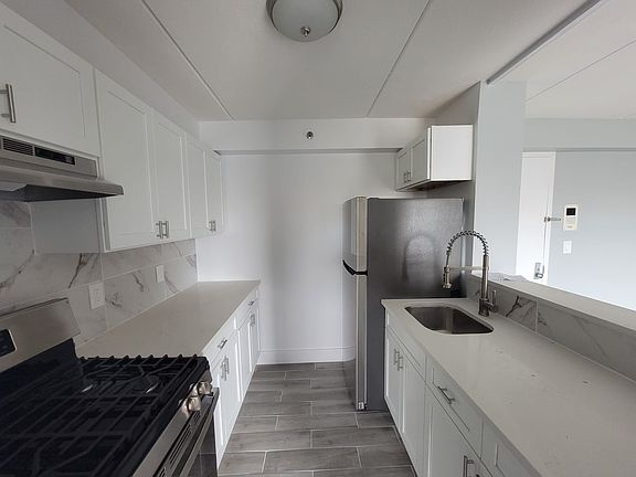 2nd image of 1514 Sedgwick Ave APT 12C