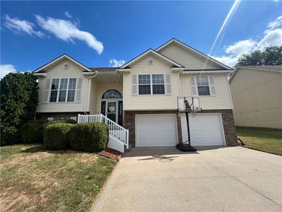513 Fountain Hills Dr, Warrensburg, MO, 64093