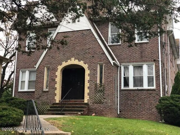 79 Mundy Avenue image 2 of 13