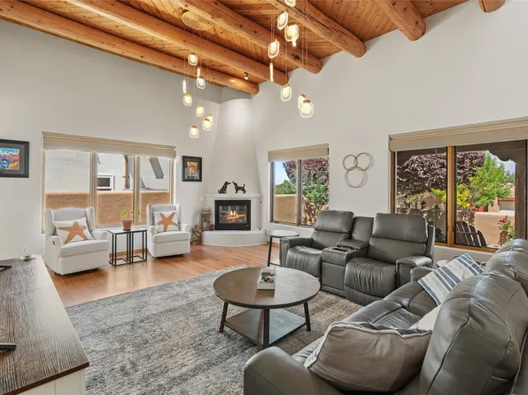 3016 Cliff Palace, Santa Fe, NM 87507