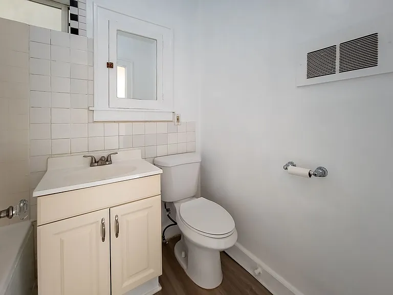803 Lindaraxa Park N — Photo 15
