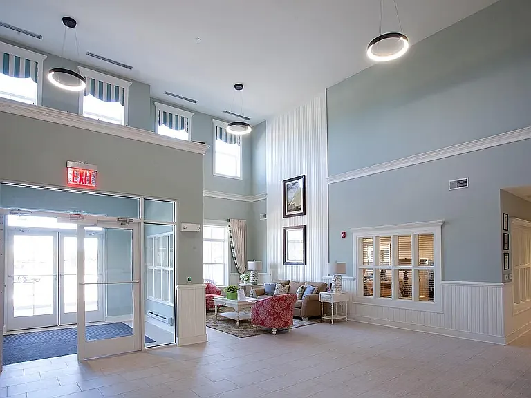 101 Veterans Blvd — Photo 11