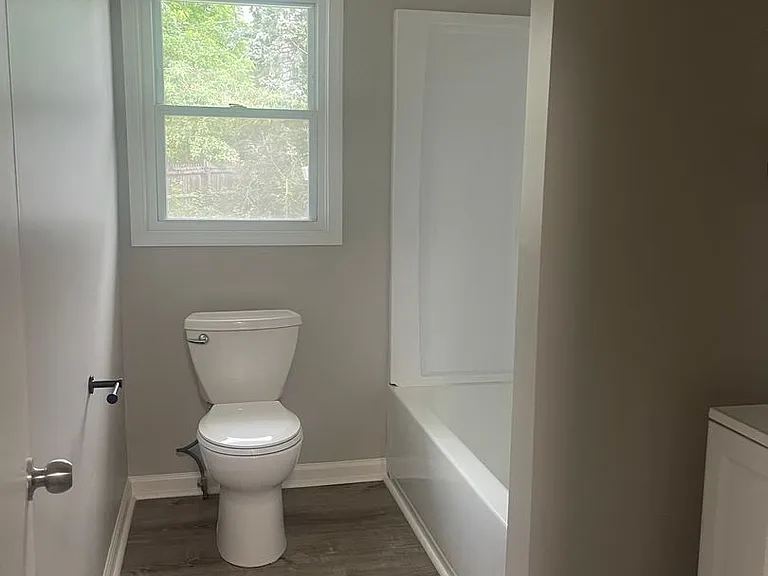 4803 Paulson Dr — Photo 39