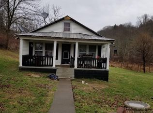 5332 Tiptop Rd, Bluefield, VA 24605