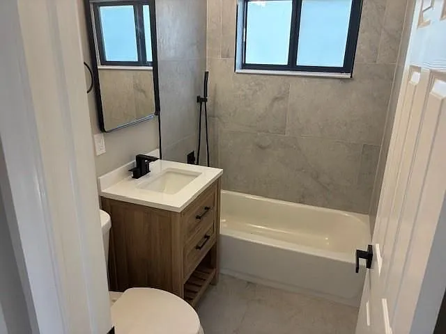 133 SE 13th Ave — Photo 6