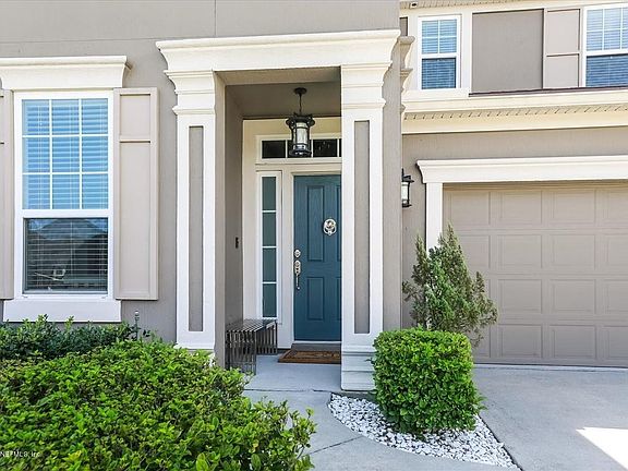 3rd image of 435 Captiva Dr