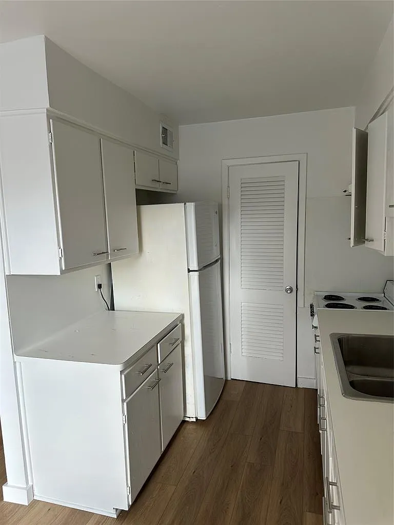 1 bed, 1.0 bath, 600 sqft, $1,550 — Photo 4